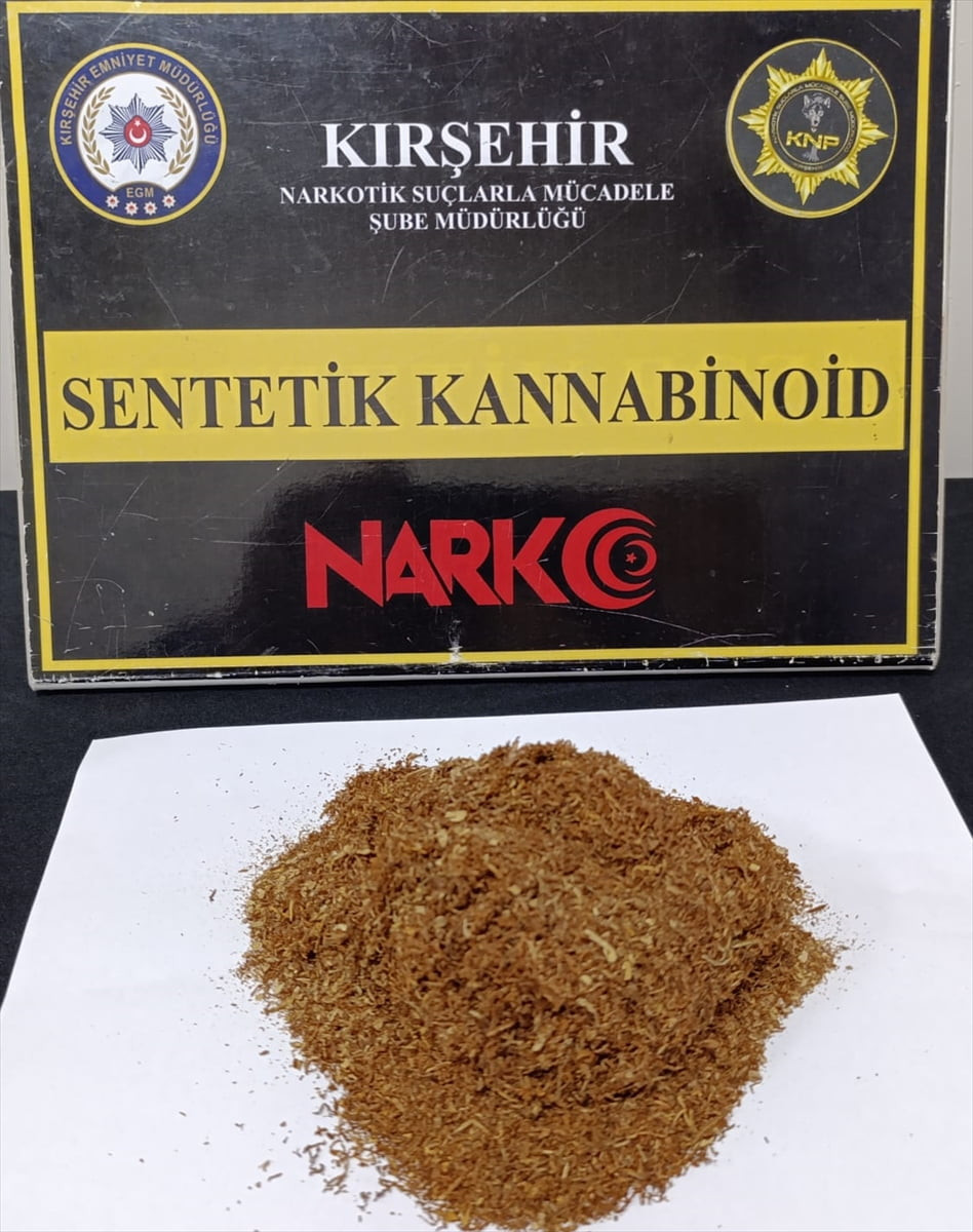 Kırşehir'de düzenlenen uyuşturucu operasyonunda gözaltına alınan 2 şüpheli tutuklandı.