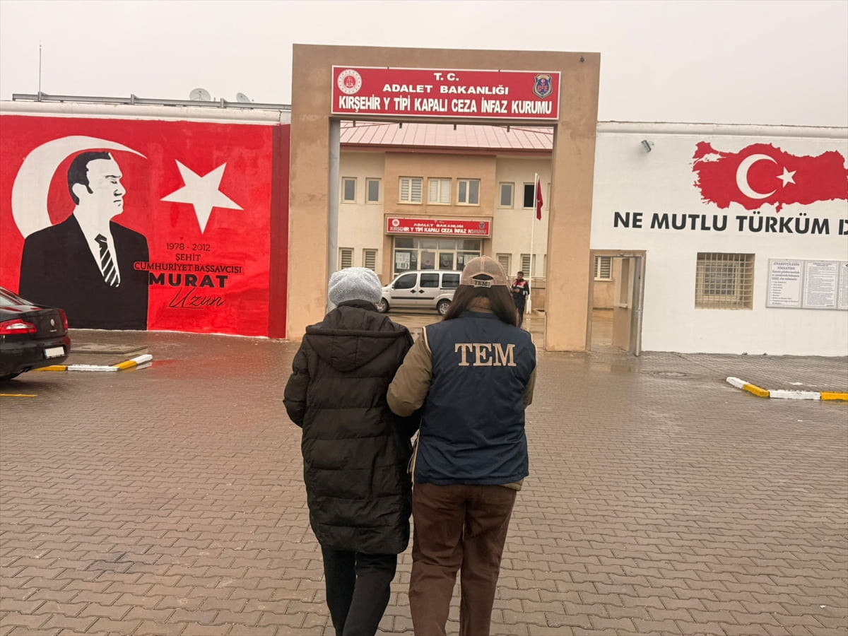 Kırşehir'de, Fetullahçı Terör Örgütü (FETÖ) üyeliğinden hakkında 6 yıl 3 ay kesinleşmiş hapis...