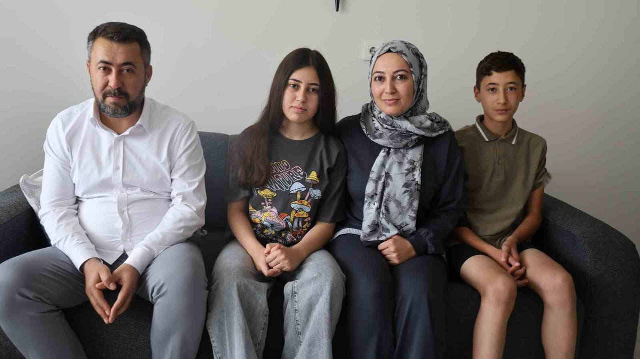 KIRŞEHİR'DE LİSELERE GEÇİŞ SİSTEMİ (LGS) KAPSAMINDA YAPILAN MERKEZİ SINAVDA 500 TAM PUAN ALARAK...