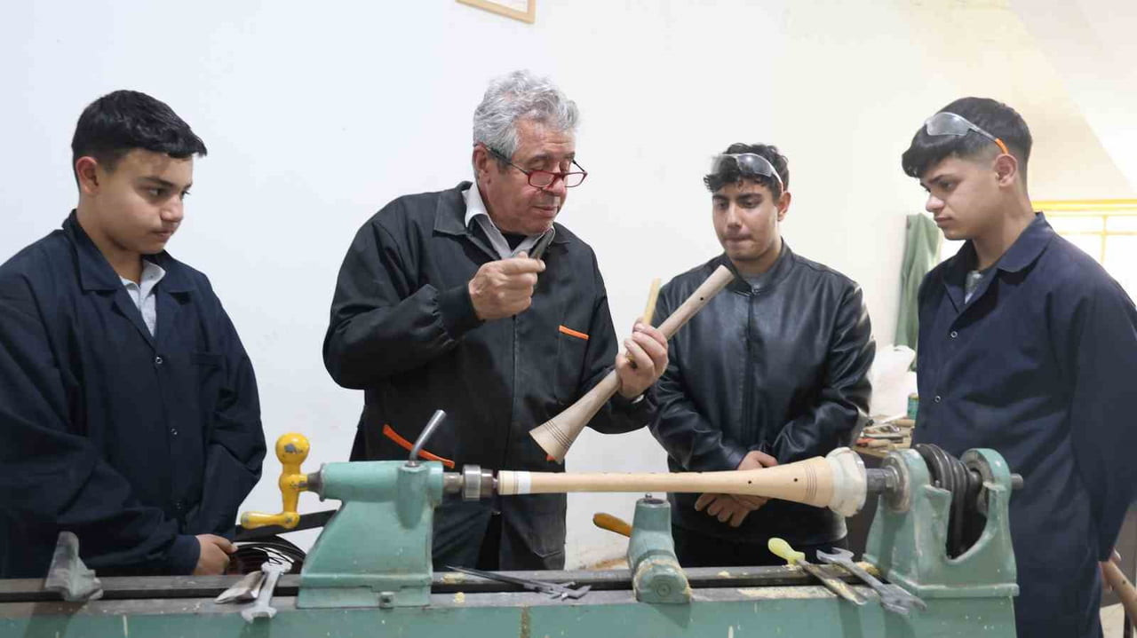 KIRŞEHİR’DE ABDAL GELENEĞİNDEN GELEN ÖĞRENCİLER, TEKNİK VE ANADOLU MESLEK LİSESİ’NDE EĞİTİM ALARAK...