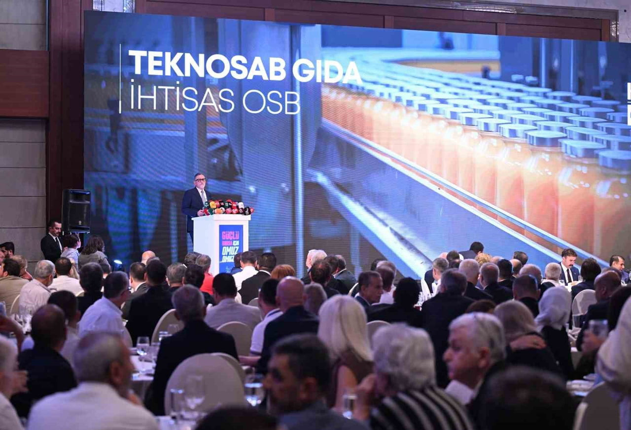 KOBİ’LERİN UZUN YILLARDIR BEKLEDİĞİ KOBİ OSB PROJESİNİN TEKNOSAB’DA HAYATA GEÇTİĞİNİ AÇIKLAYAN...