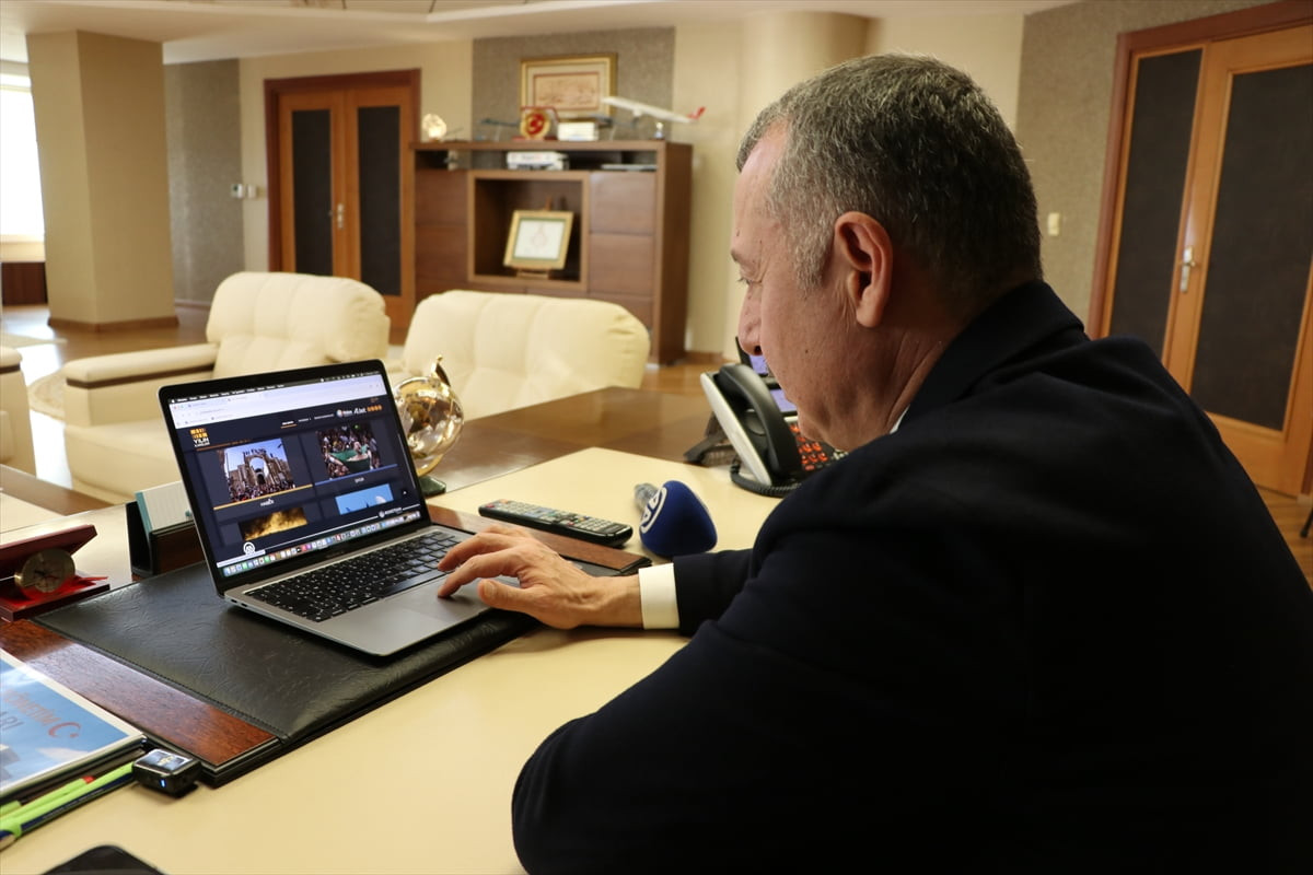 Kocaeli Büyükşehir Belediye Başkanı Tahir Büyükakın, Anadolu Ajansının (AA) gözünden 2025'e damga...