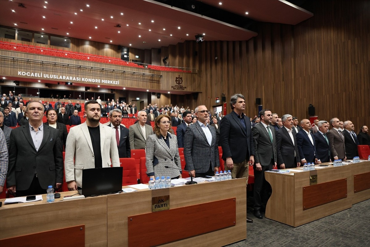 Kocaeli Büyükşehir Belediyesi kasım ayı olağan meclis toplantısı yapıldı. Kocaeli Kongre...
