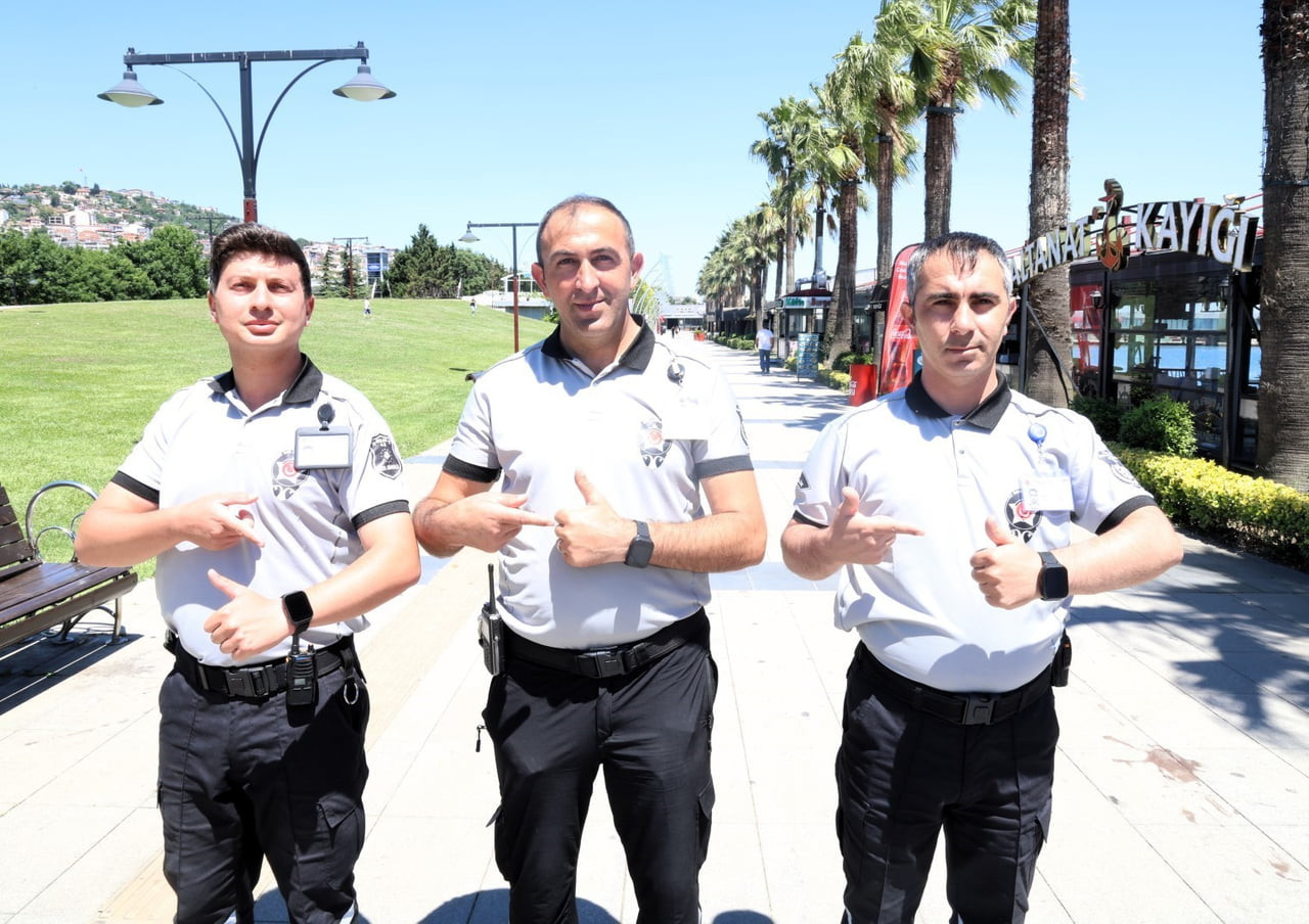 KOCAELİ BÜYÜKŞEHİR BELEDİYESİ, SAHADA TEK BAŞINA GÖREV YAPAN PERSONELİN GÜVENLİĞİNİ ARTIRMAK...
