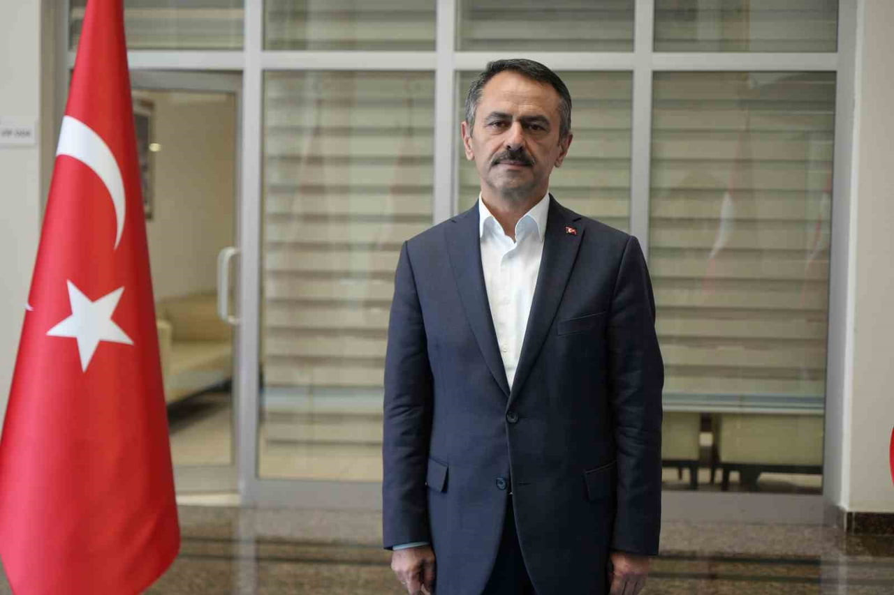 KOCAELİ VALİSİ İLHAMİ AKTAŞ, KURBAN BAYRAMI DOLAYISIYLA KAMU KURUMLARINDA GÖREV PERSONELLERLE...