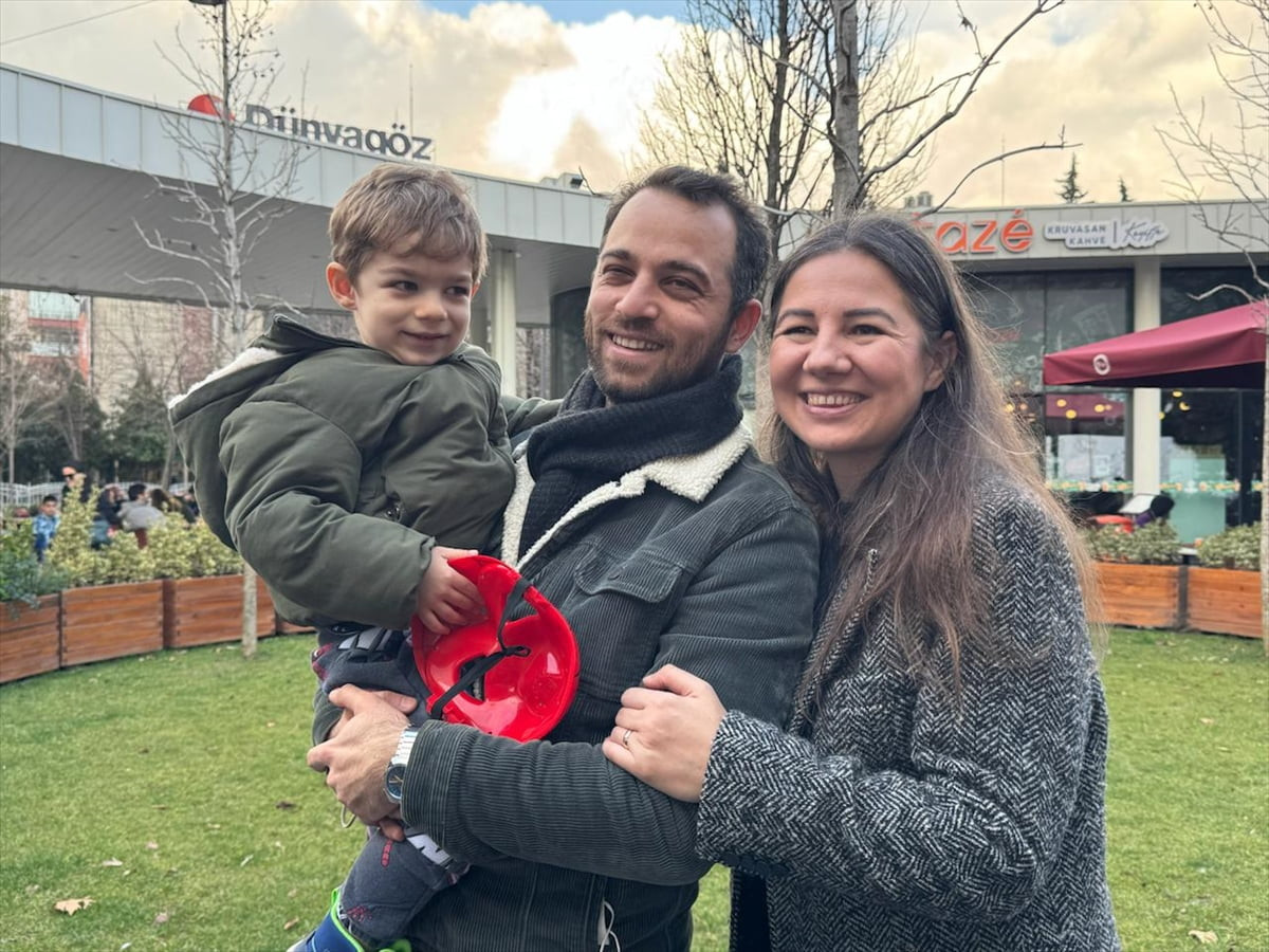 Kocaeli'de Duchenne Musküler Distrofi (DMD) hastalığıyla mücadele eden 4 yaşındaki Uras Ege Tekin...