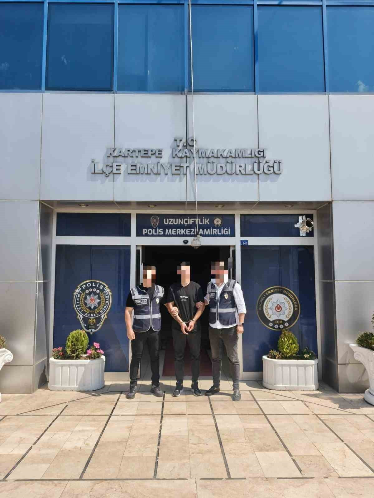 KOCAELİ'DE KASTEN ÖLDÜRME SUÇUNDAN KESİNLEŞMİŞ HAPİS CEZASIYLA ARANAN CEZAEVİ FİRARİSİ, POLİS...