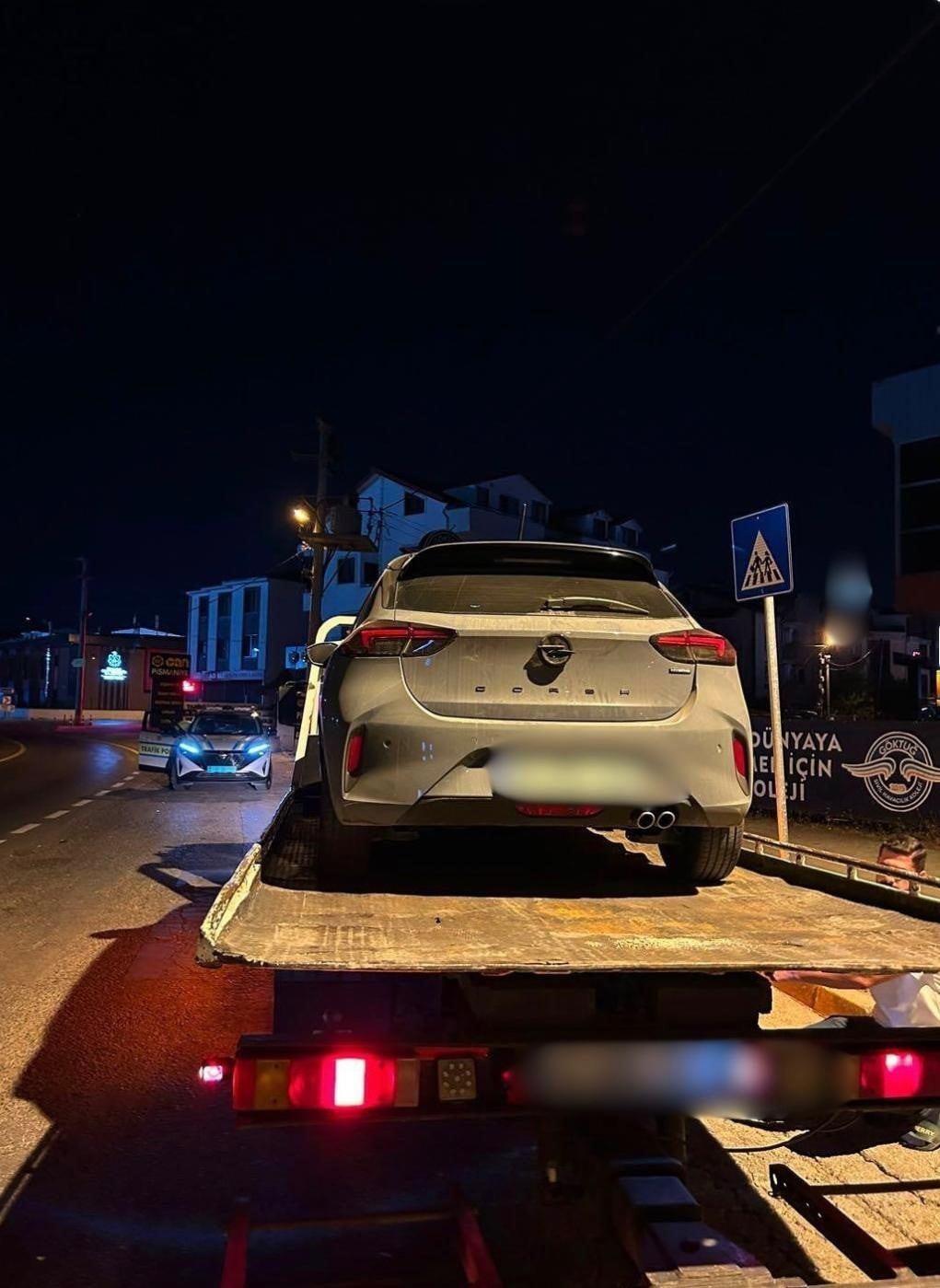 KOCAELİ'DE KORSAN TAŞIMACILIK YAPTIĞI TESPİT EDİLEN OTOMOBİL SÜRÜCÜSÜNE 100 BİN LİRA, YOLCUYA İSE...