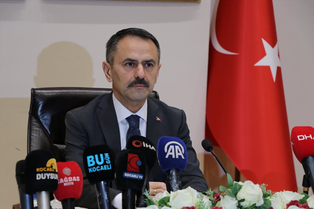 Kocaeli'deki Derince Eğitim Araştırma Hastanesi'nde deprem performansı yetersiz olduğu belirlenen...