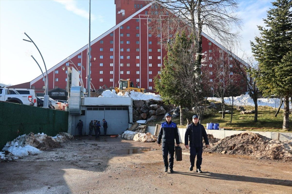 Kocaeli'deki Kartepe Kayak Merkezi'nde iş yeri açma ve çalışma ruhsatı iptal edilen bir otelin...