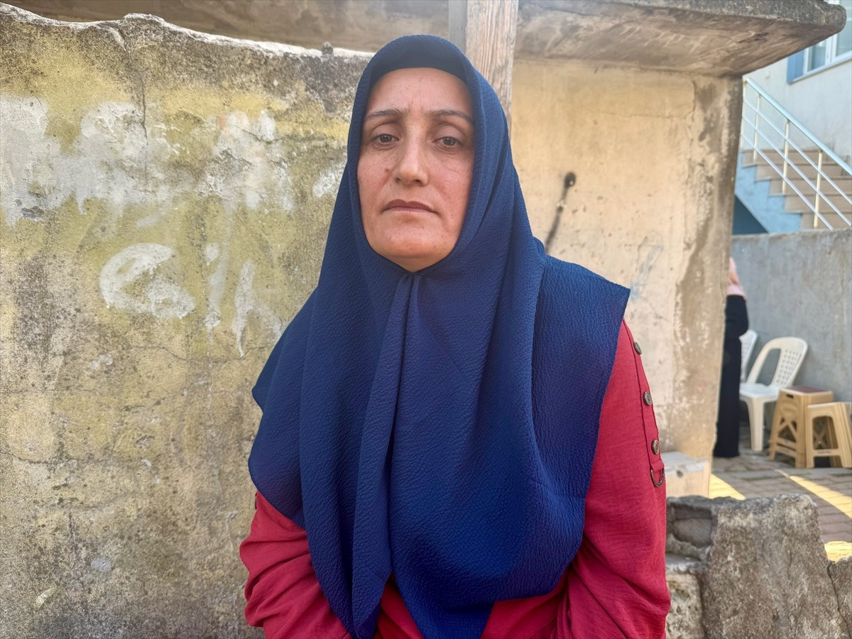 Kocaeli'nin Dilovası ilçesinde 6 kişinin hayatını kaybettiği yangında yaralanıp taburcu edilen 49...