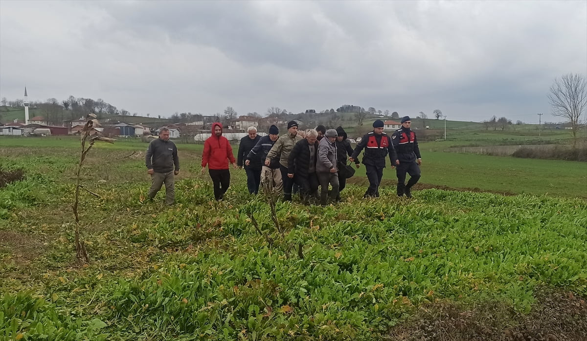 Kocaeli'nin Kandıra ilçesinde kaybolan 83 yaşındaki Alzheimer hastası Fehmi Altaş, tarlada ölü...