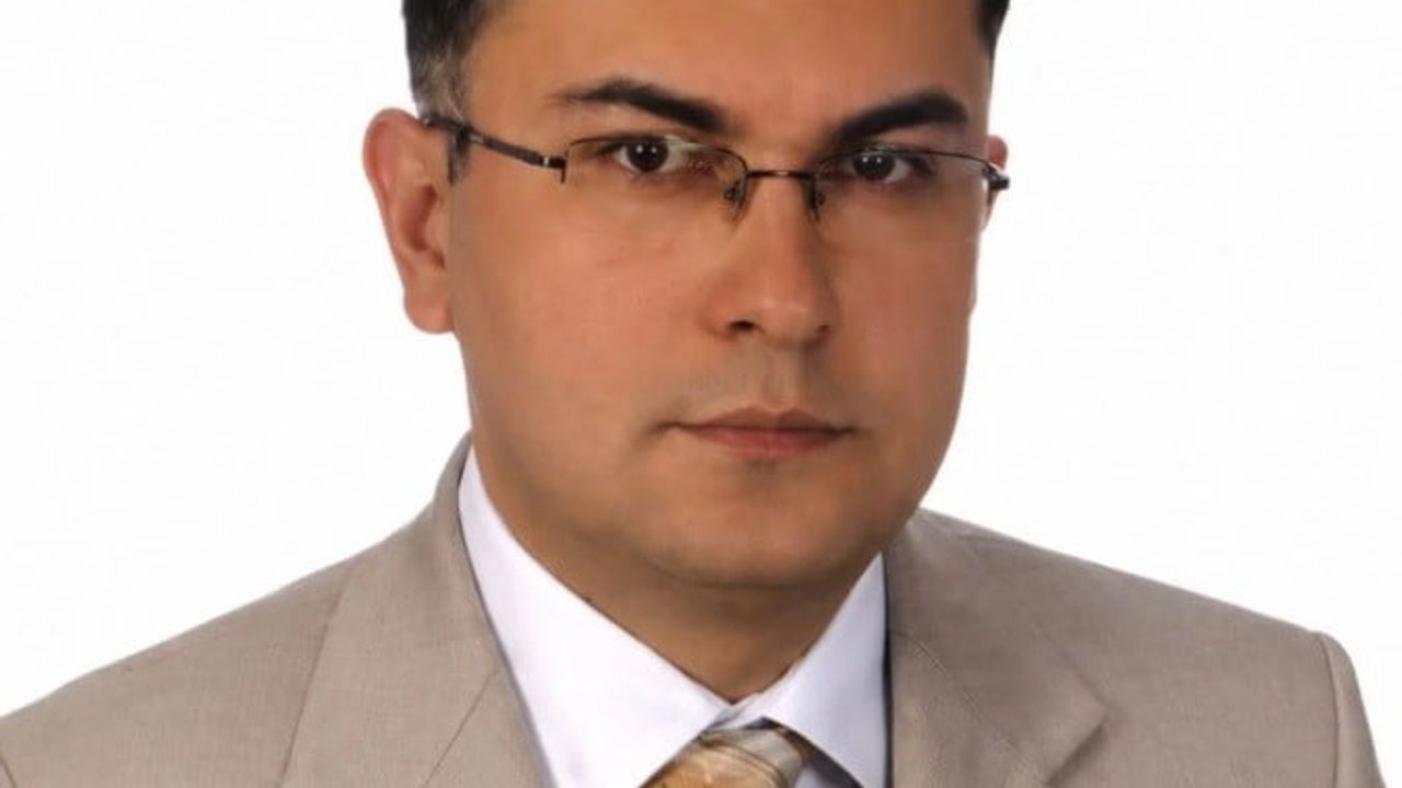 Kocaeli'de duruşma sırasında kalp krizi geçiren savcı hayatını kaybetti