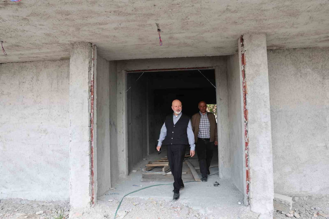 KOCASİNAN BELEDİYE BAŞKANI AHMET ÇOLAKBAYRAKDAR, KOCASİNAN BELEDİYESİ VE HAYIRSEVERİN DESTEĞİYLE...