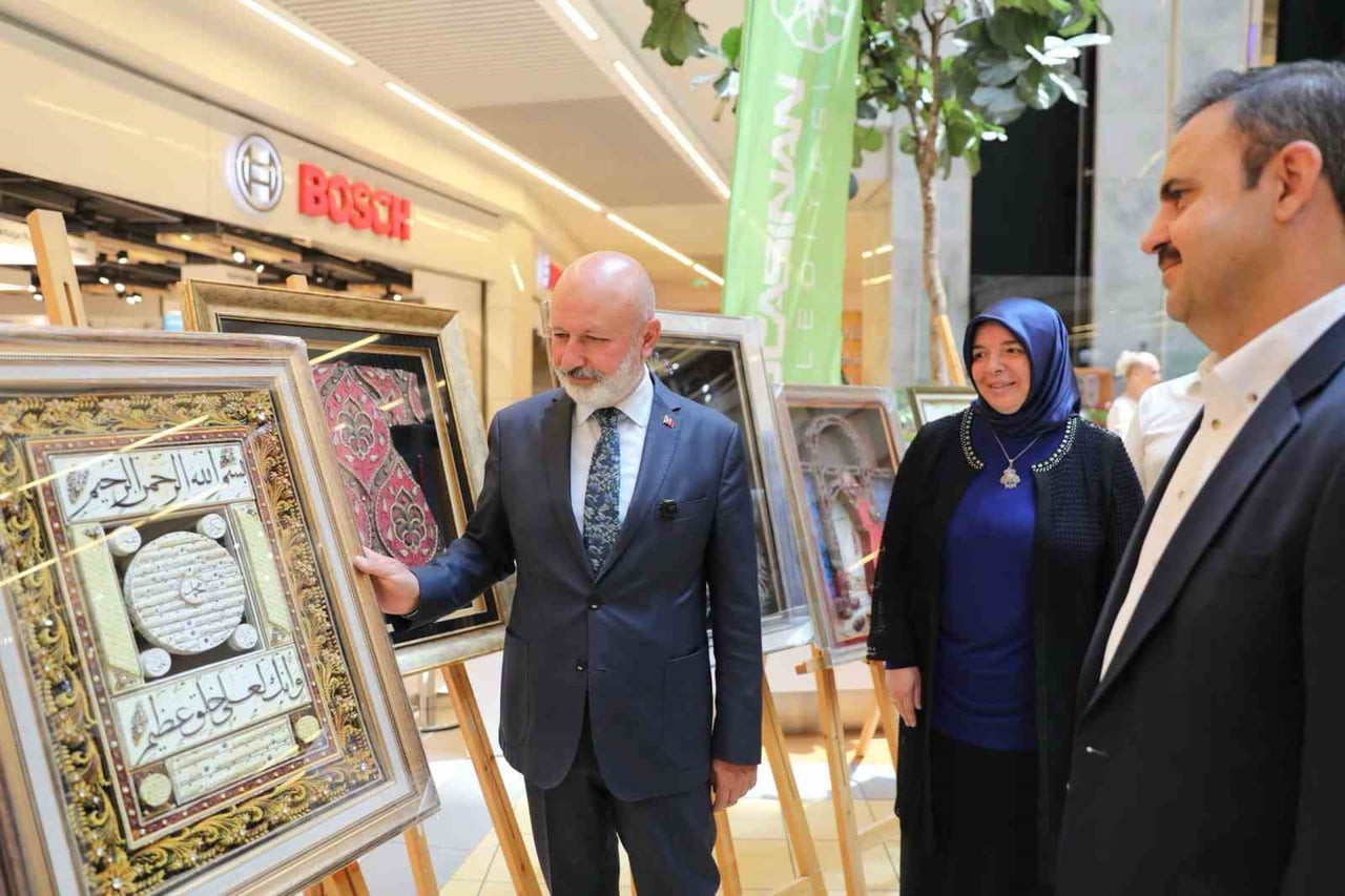 KOCASİNAN BELEDİYESİ İLE KOCASİNAN HALK EĞİTİM MERKEZİ İŞ BİRLİĞİNDE EĞİTİM GÖREN KURSİYERLERİN...