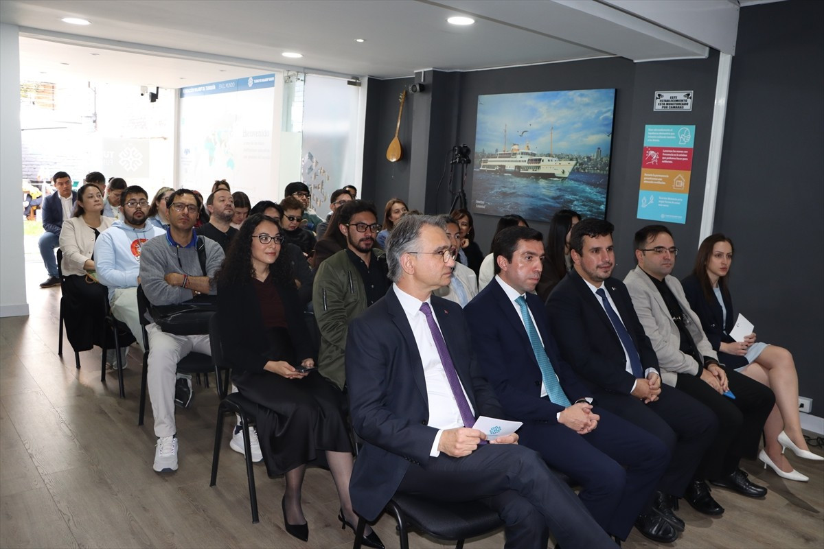 Kolombiya'nın başkenti Bogota'da, 15 Aralık Dünya Türk Dili Ailesi Günü kapsamında program...