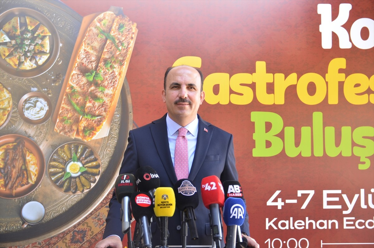 Konya Büyükşehir Belediyesince şehrin mutfak kültürünü tanıtmak amacıyla bu yıl üçüncüsü...