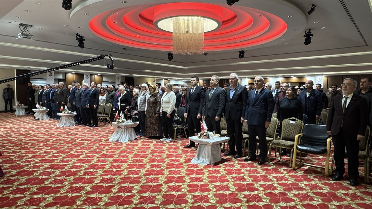 Konya'da Kazım Karabekir Paşa'nın vefatının 78. yılı dolayısıyla anma gecesi düzenlendi.