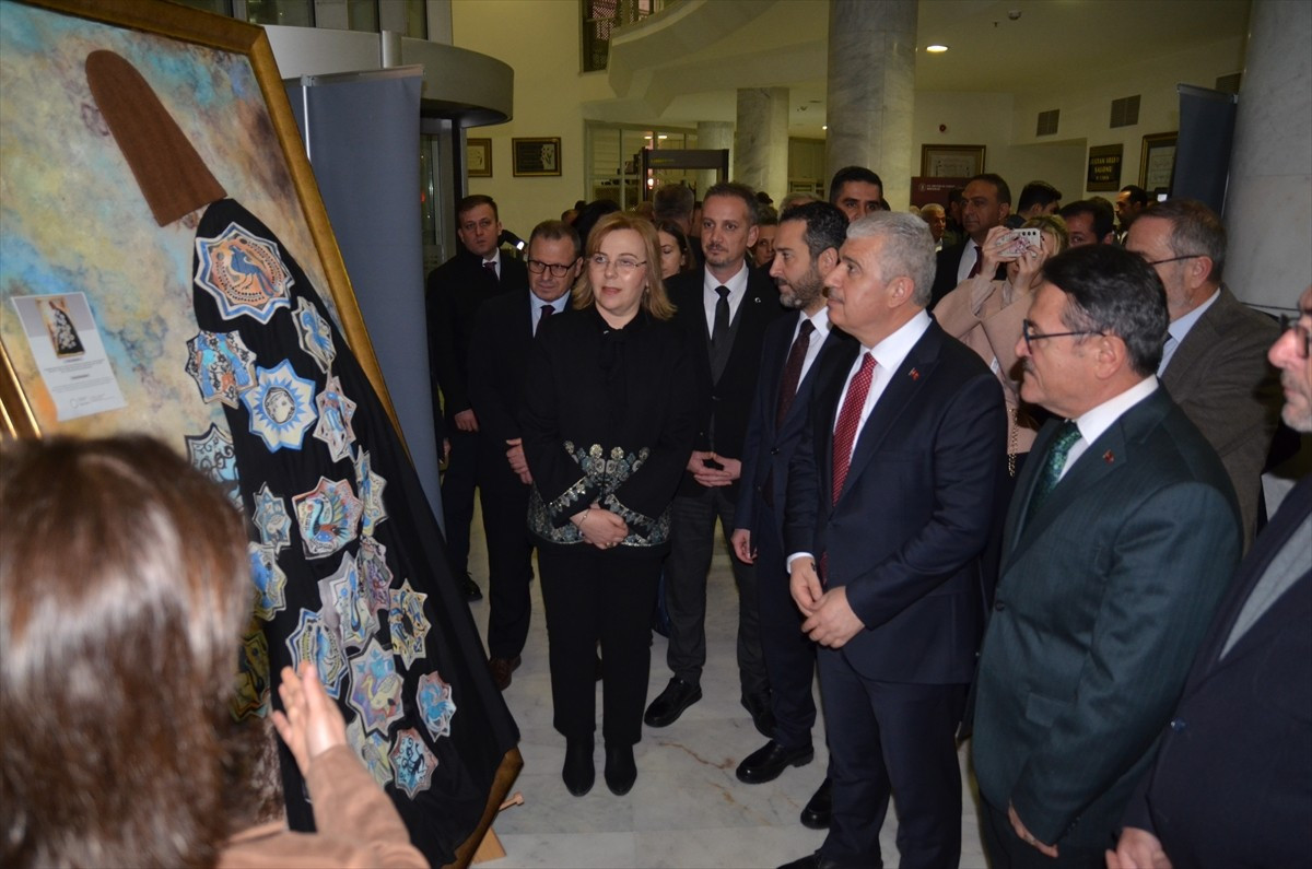 Konya'da, Mevlana'nın 752. Vuslat Yıl Dönümü Uluslararası Anma Törenleri kapsamında Kültür ve...