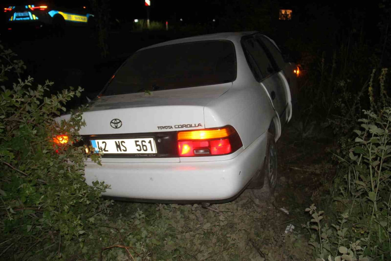 KONYA'NIN BEYŞEHİR İLÇESİNDE MEYDANA GELEN TRAFİK KAZASINDA 3 KİŞİ YARALANDI.