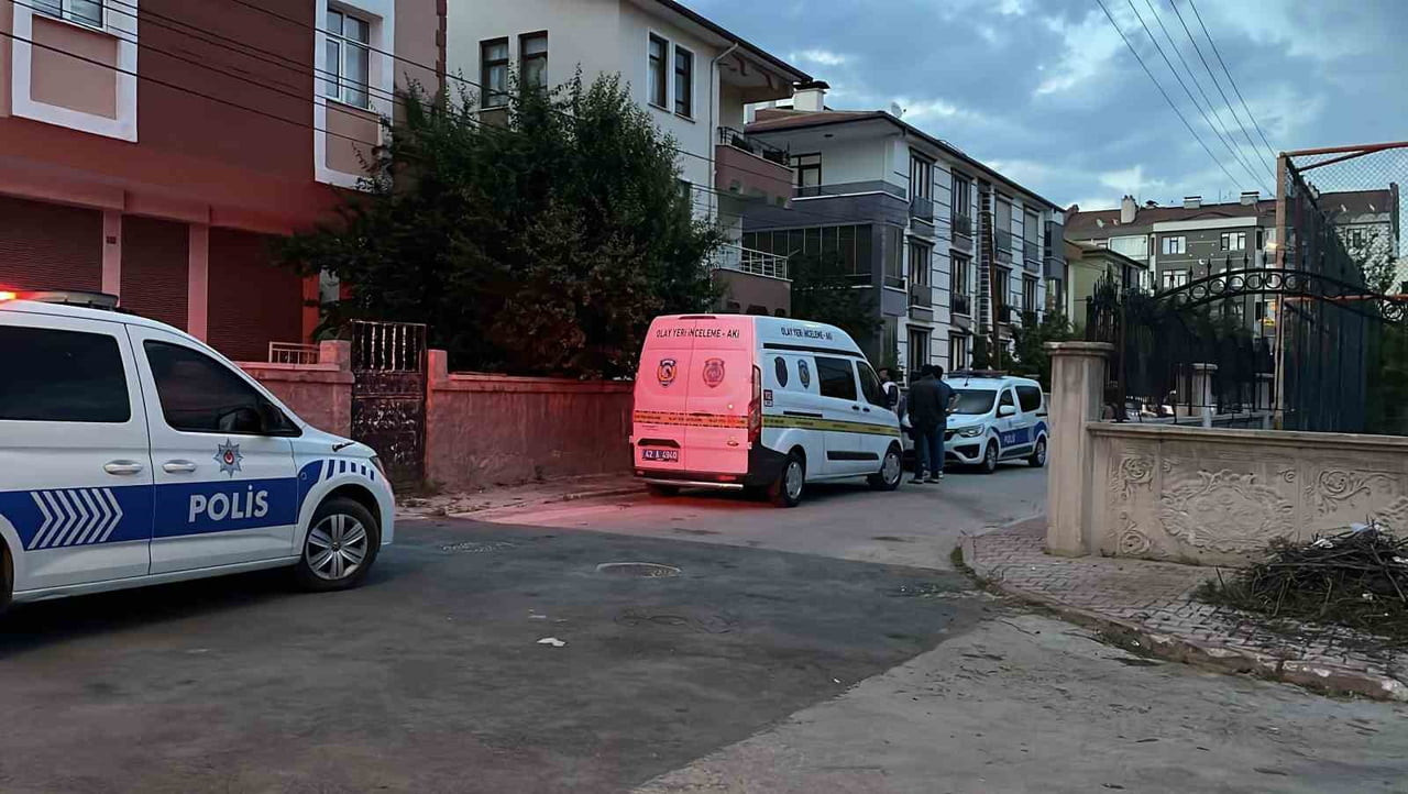 KONYA’DA YABANCI UYRUKLU VE AYRILIK AŞAMASINDAKİ KADIN KOCASI TARAFINDAN BIÇAKLANARAK AĞIR...