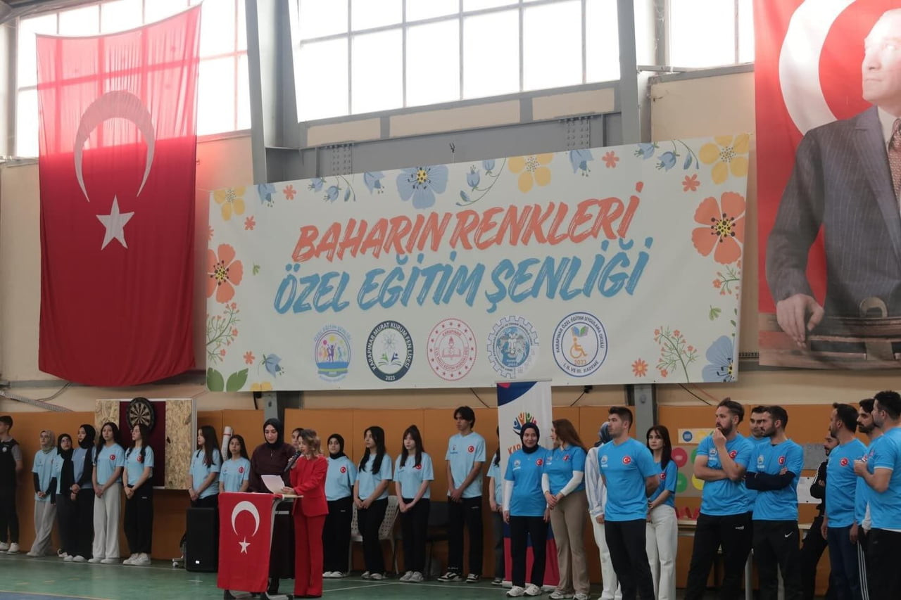 KONYA’NIN KARAPINAR İLÇESİNDE "BAHARIN RENKLERİ ÖZEL EĞİTİM ŞENLİĞİ" DÜZENLENDİ.
