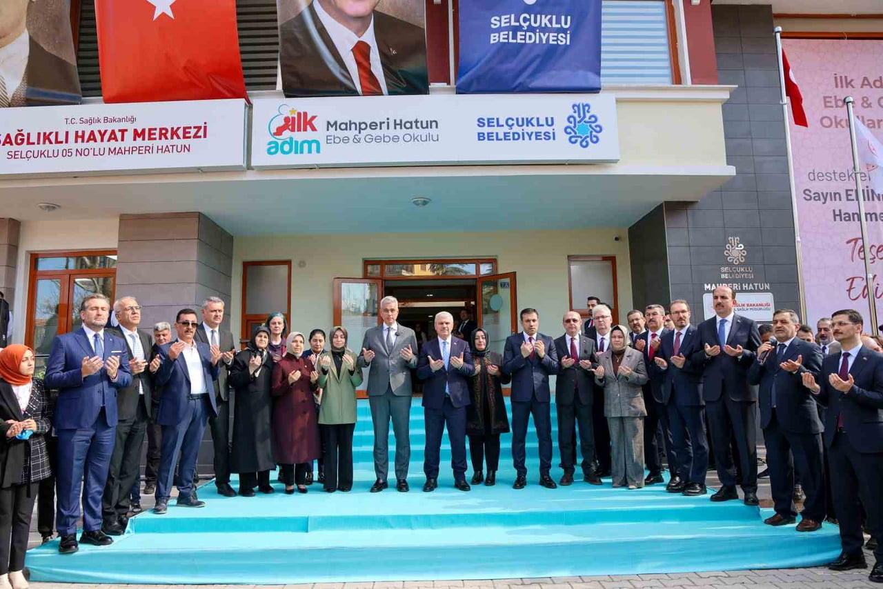KONYA’NIN MERKEZ SELÇUKLU İLÇE BELEDİYESİ, SAĞLIK ALANINDAKİ YATIRIMLARINA YENİLERİNİ EKLEYEREK 7...