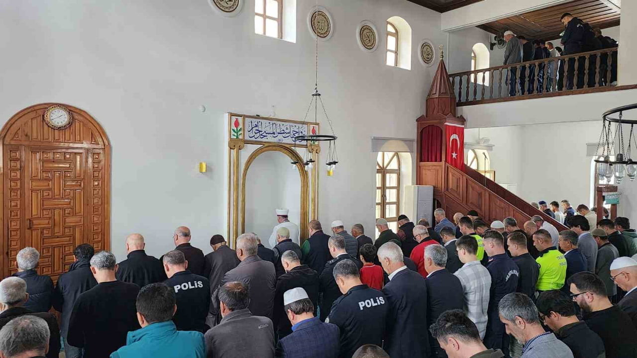 KÖYCEĞİZ’DE TÜRK POLİS TEŞKİLATI’NIN 181. YILDÖNÜMÜ NEDENİYLE MEVLİD-İ ŞERİF PROGRAMI...