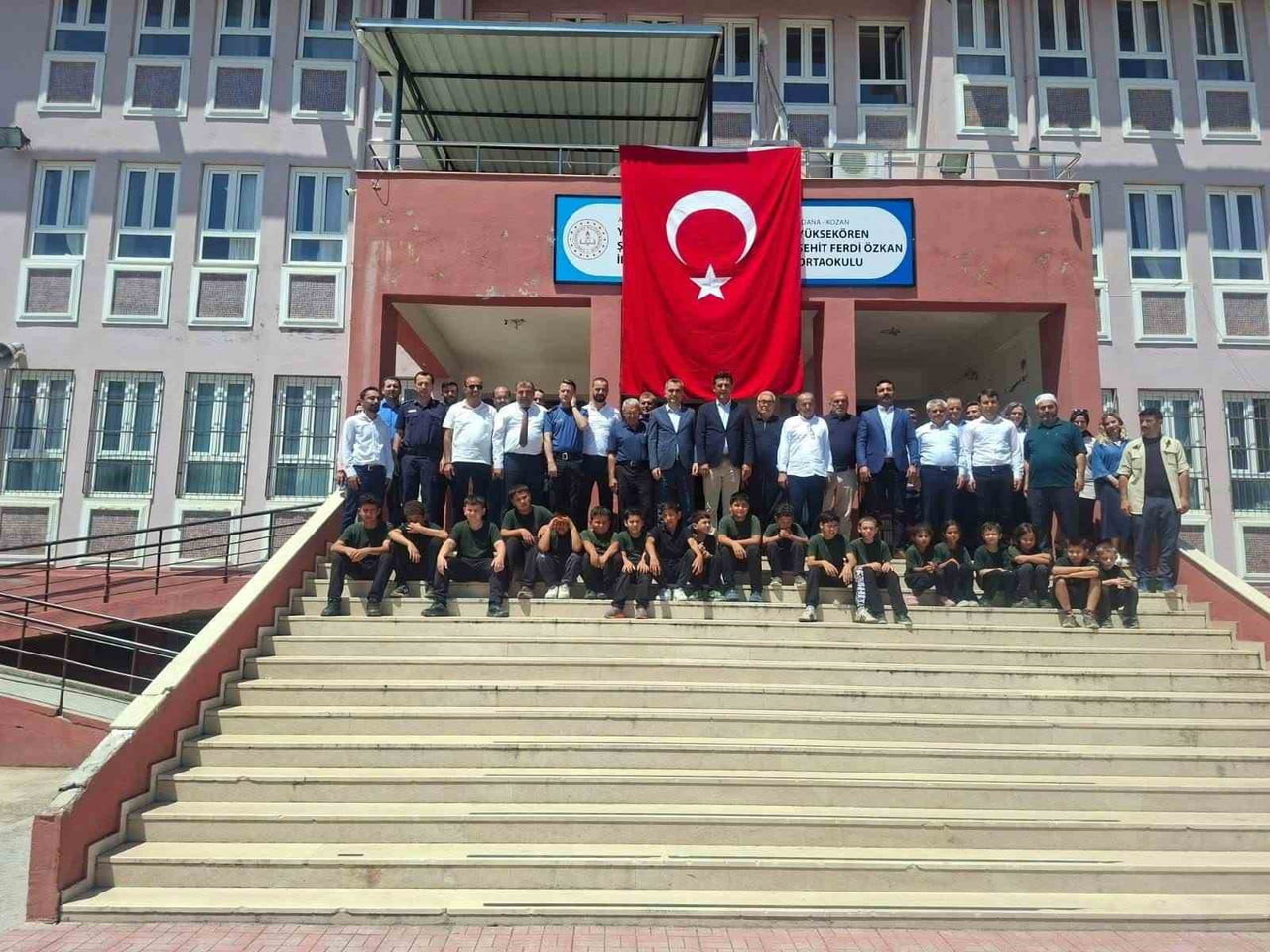 KOZAN'DA YÜKSEKÖĞREN MAHALLESİNİN ŞEHİT VE GAZİLERİNE VEFA İÇİN KURULAN KÜTÜPHANE AÇILIŞINA KOZAN...