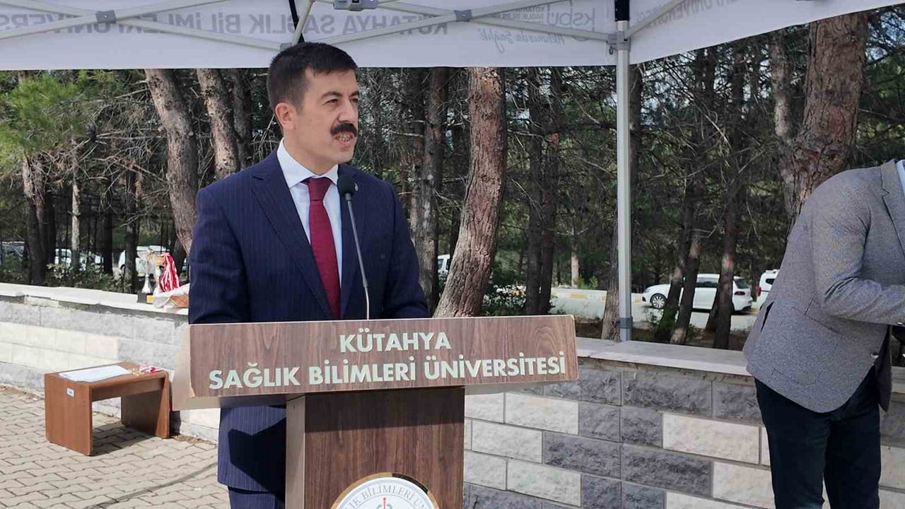 KSBÜ REKTÖRÜ PROF. DR. AHMET TEKİN