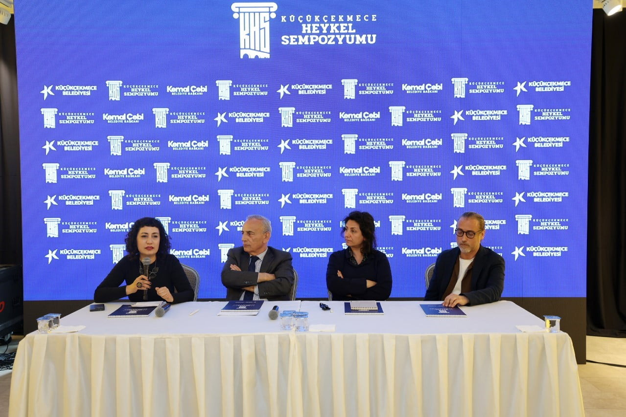 KÜÇÜKÇEKMECE BELEDİYESİ, İLÇEDE İLK KEZ DÜZENLENEN HEYKEL SEMPOZYUMU'NUN TANITIM TOPLANTISINI...