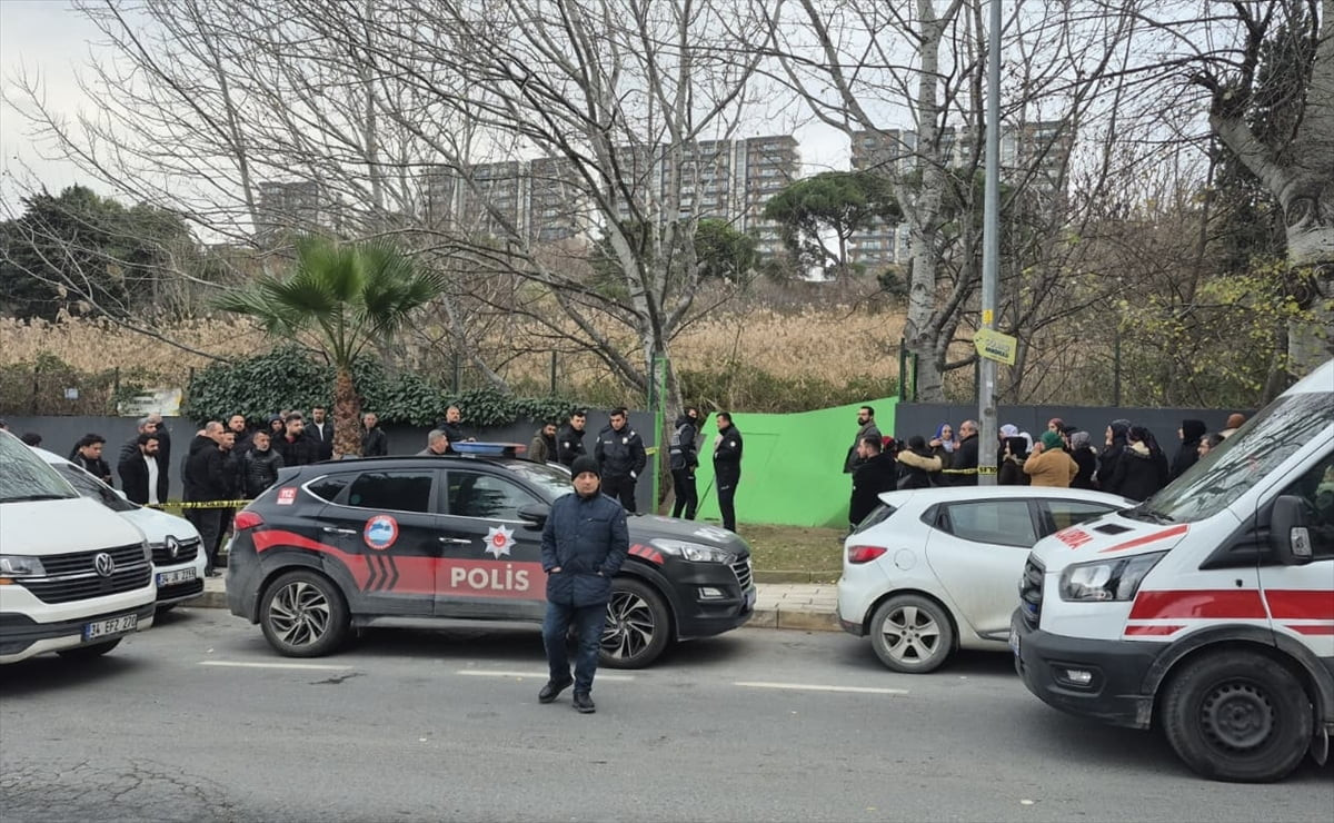 Küçükçekmece'de 10 gün önce evinden ayrılan ve bir daha kendisinden haber alınamayan kişi boş...