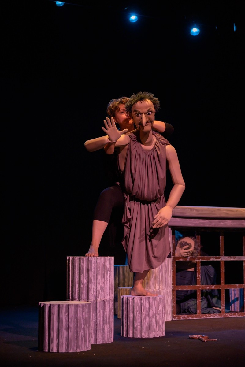 Kukla sanatçısı Marina Yüce, Gürcistan'da düzenlenen 3. Uluslararası Batum Kukla Tiyatrosu...