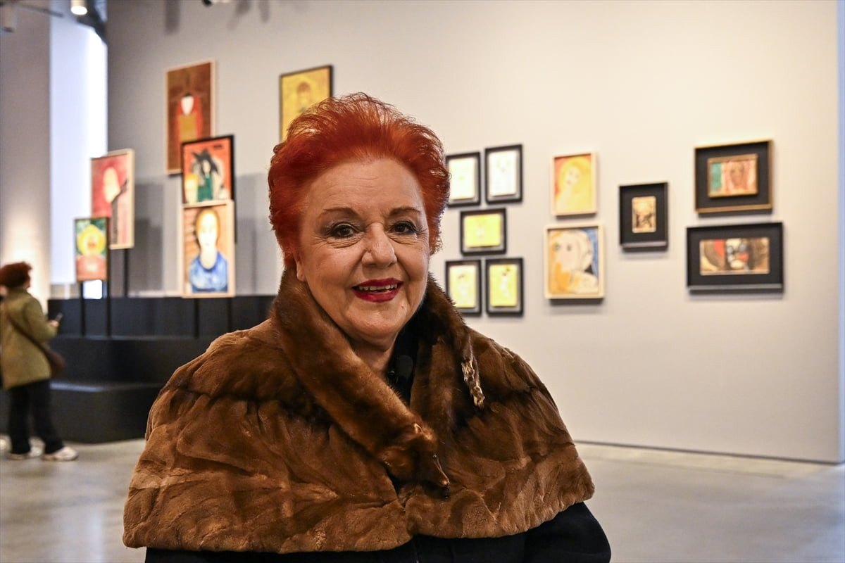 Kültür, sanat, bilim, spor, siyaset ve iş dünyasının duayen isimlerini "Türkiye'nin Çınarları"...