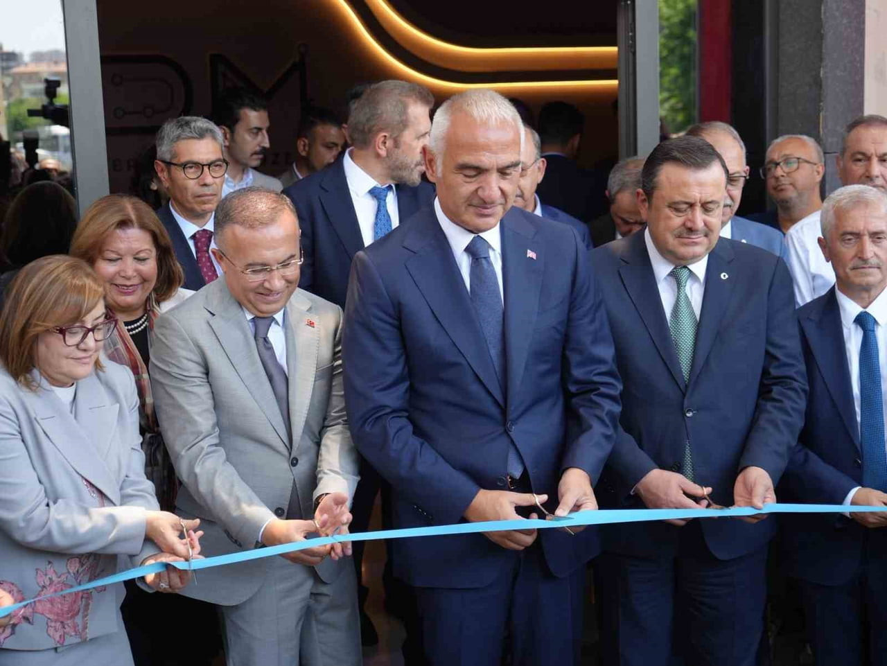 KÜLTÜR VE TURİZM BAKANI MEHMET NURİ ERSOY, GAZİANTEP DİJİTAL SANAT MÜZESİ’NİN AÇILIŞINA...
