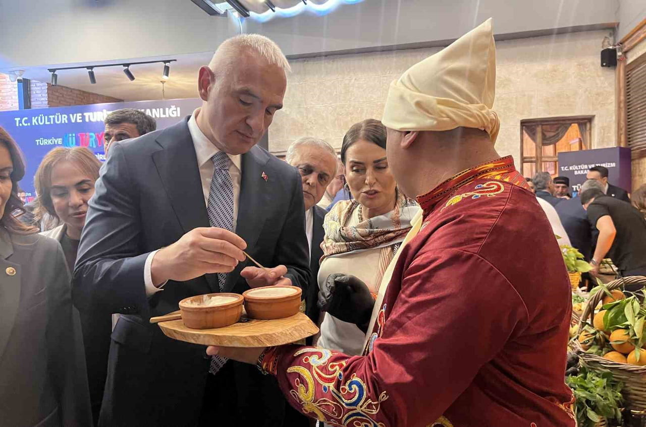 KÜLTÜR VE TURİZM BAKANI MEHMET NURİ ERSOY, MERSİN KÜLTÜR YOLU FESTİVALİ KAPSAMINDA GASTRONOMİ...