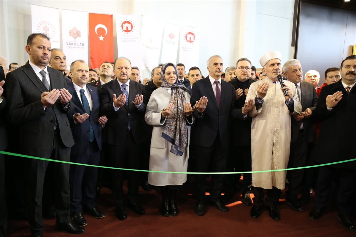 Kültür ve Turizm Bakanlığı Vakıflar Genel Müdürlüğü ile Milli Saraylar Başkanlığı iş birliğiyle...