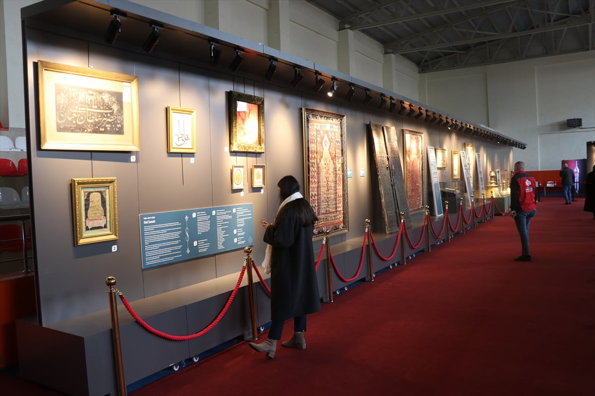 Kültür ve Turizm Bakanlığı Vakıflar Genel Müdürlüğü ile Milli Saraylar Başkanlığı işbirliğiyle...