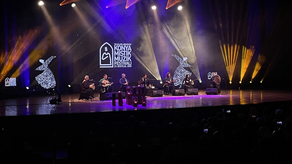 Kültür Yolu Festivali kapsamında gerçekleştirilen 22. Uluslararası Konya Mistik Müzik Festivali...
