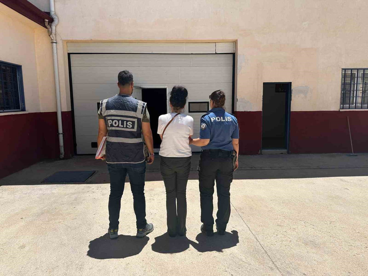 KUMLUCA İLÇE EMNİYET MÜDÜRLÜĞÜ, SUÇ ÖNLEME VE SORUŞTURMA BÜRO AMİRLİĞİ EKİPLERİMİZİN SON BİR HAFTA...