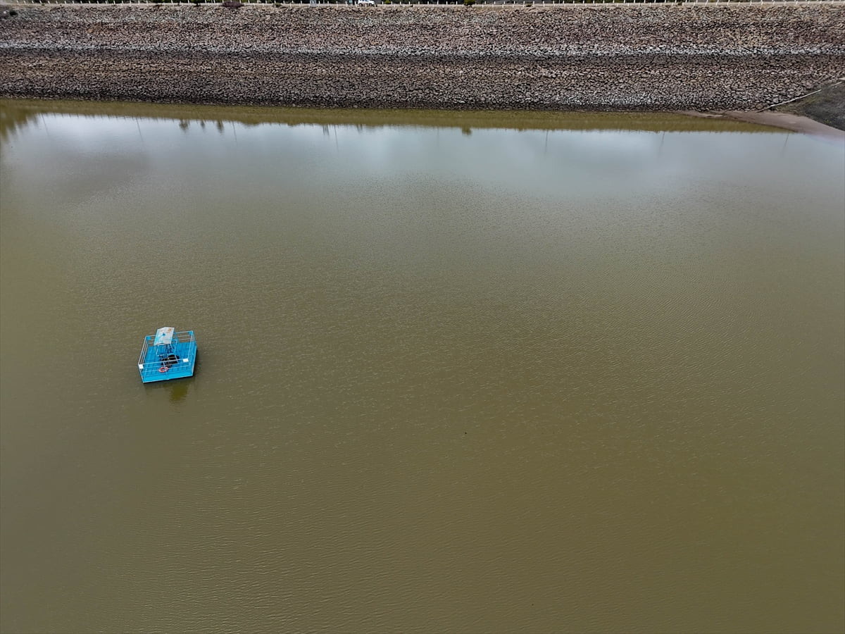 Kuraklık nedeniyle ağustos ayında doluluk oranı sıfıra kadar düşen, Uşak'ın içme suyu ihtiyacını...