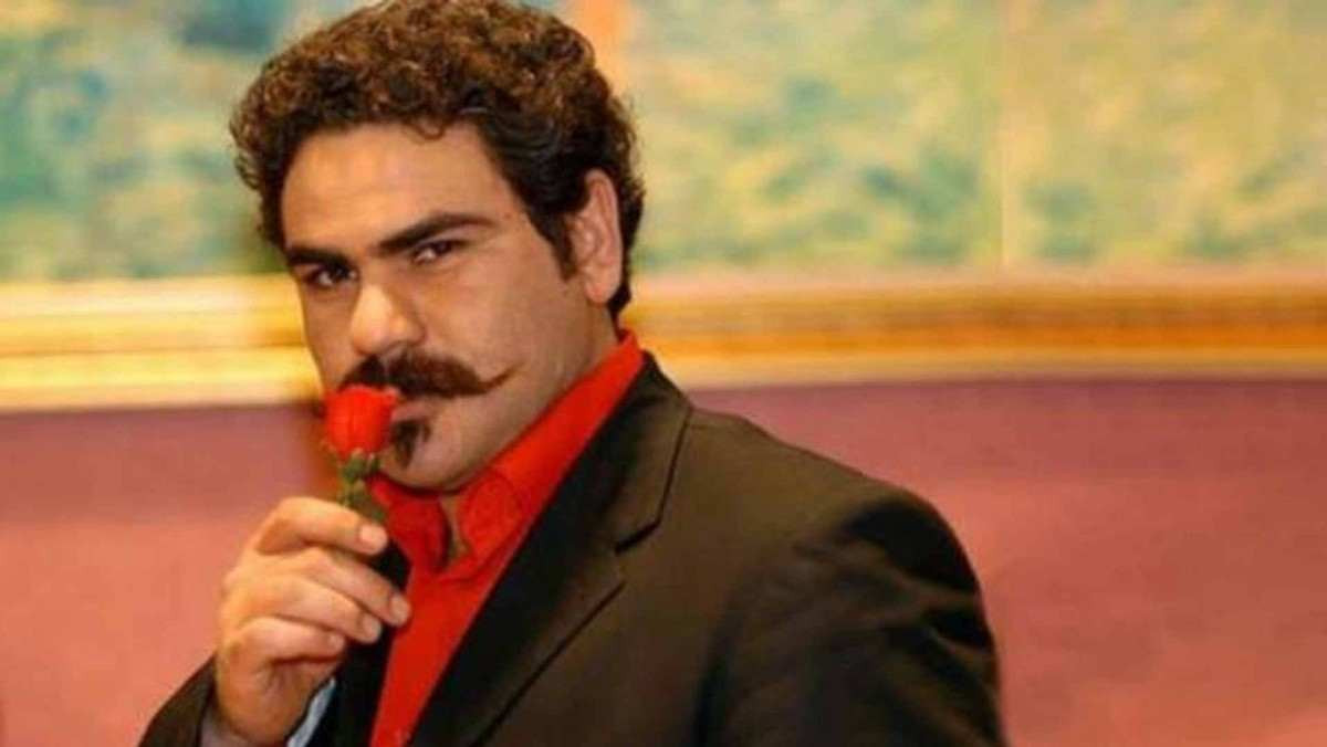 Kurtlar Vadisi Güllü