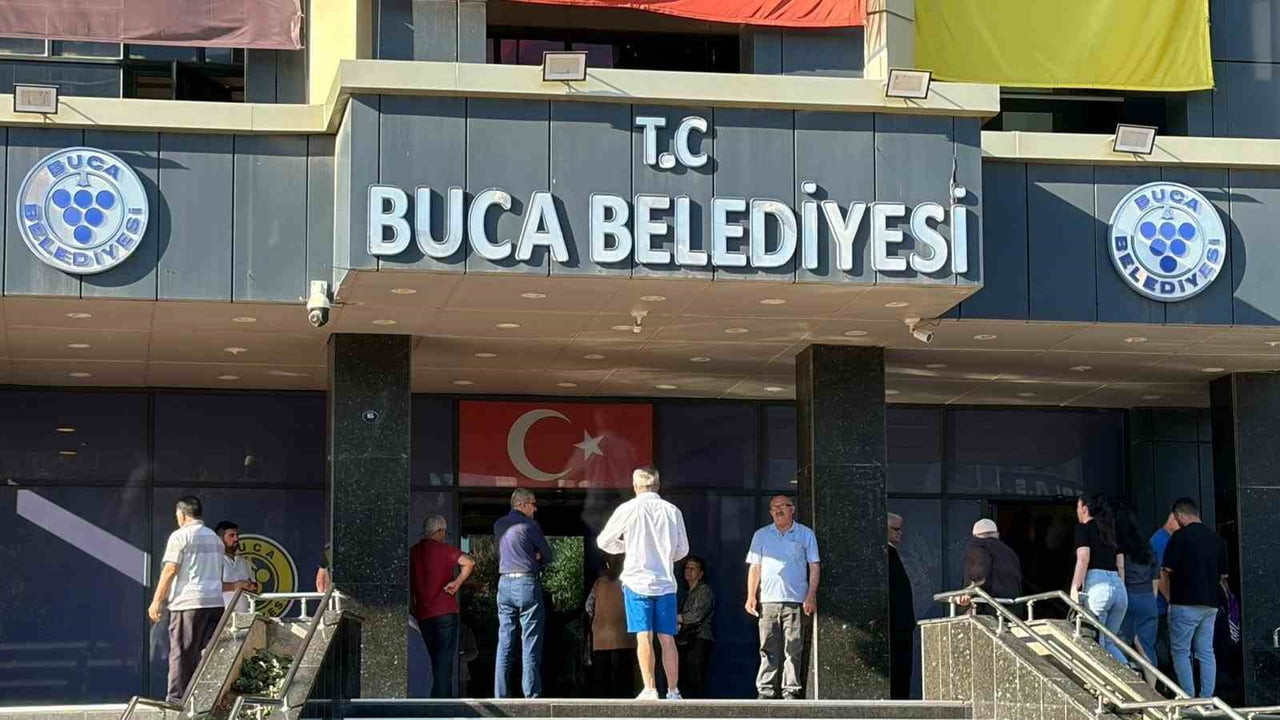 KURULAN HİYERARŞİK SUÇ ÖRGÜTÜ YAPILANMASI KAPSAMINDA 'RÜŞVET' VE 'ZİMMET' İDDİALARIYLA HAKİM...