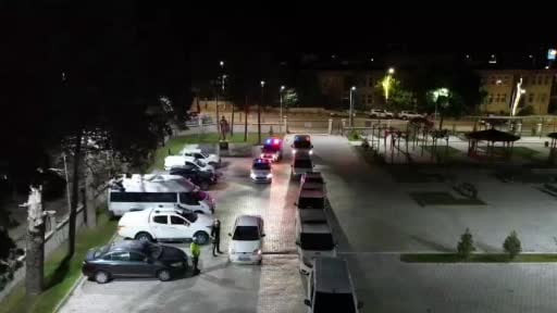 Kütahya Gediz'de uyuşturucu satıcılarına şafak baskını: 28 gözaltı