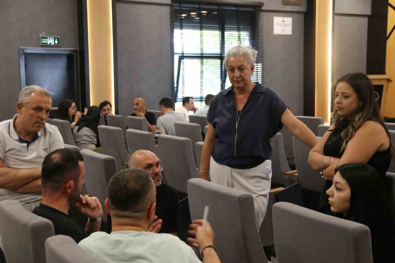 KÜTAHYA OSB AKADEMİ’DE "MAVİ YAKA ÇALIŞAN YÖNETİMİ" EĞİTİMİ DÜZENLENDİ