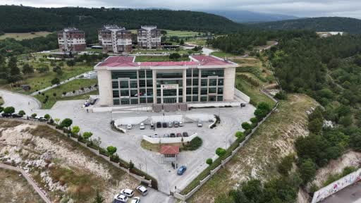 Kütahya'da hem üretime hem yangınla mücadeleye destek