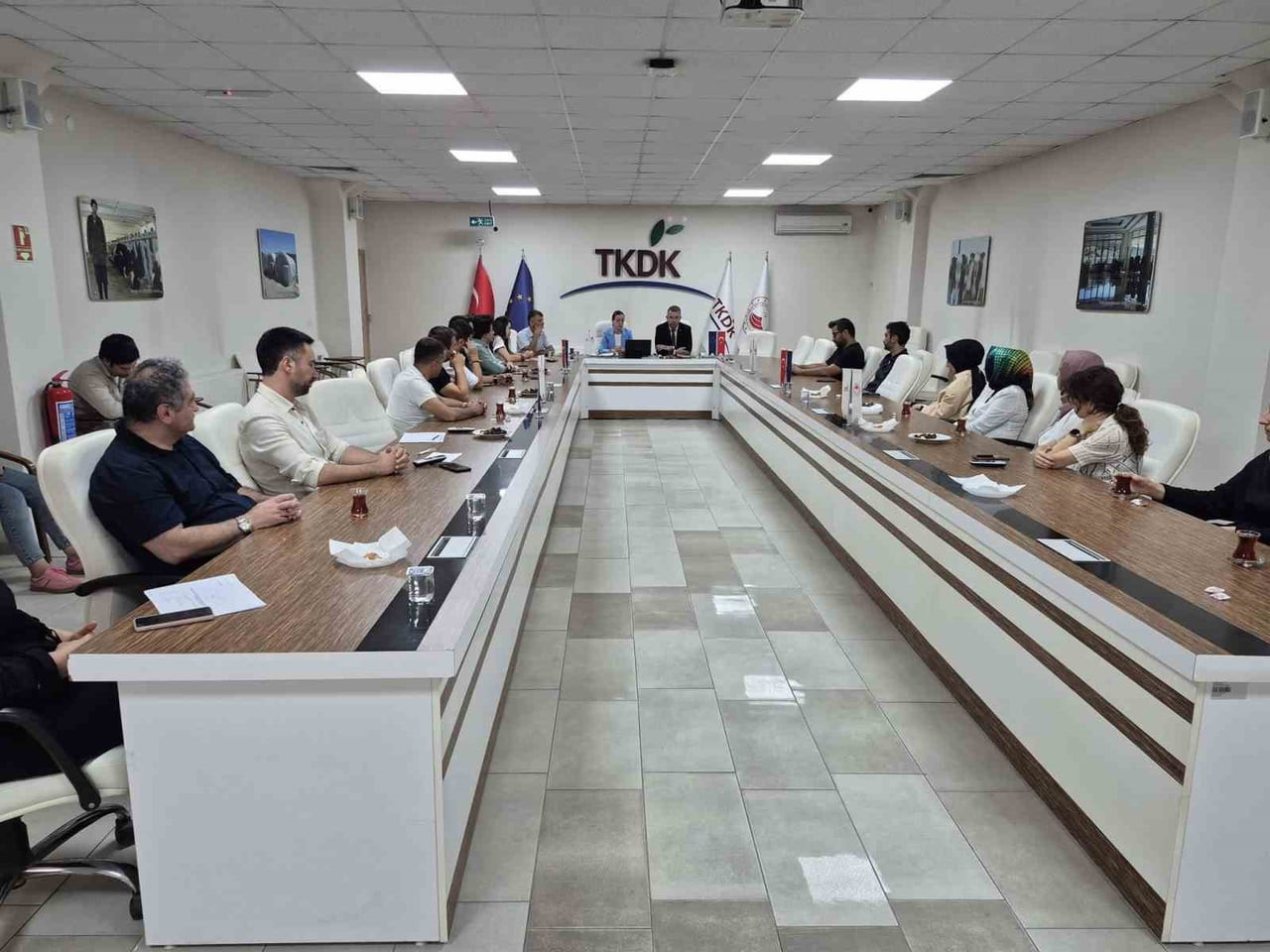 KÜTAHYA'DA TKDK YATIRIMLARI MASAYA YATIRILDI