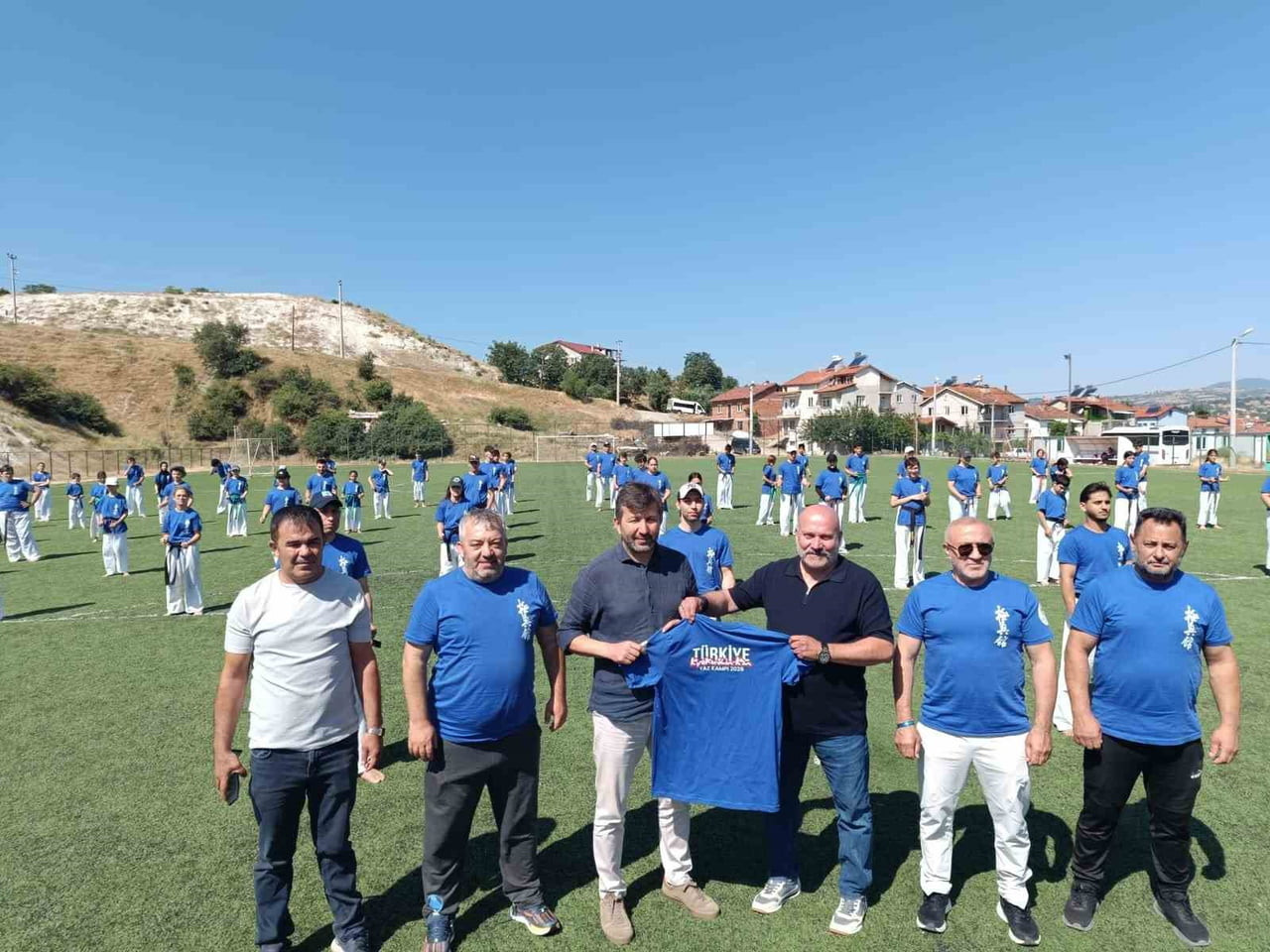 KÜTAHYA'NIN PAZARLAR İLÇESİNDE DÜZENLENEN KYOKUSHİN-KAN TÜRKİYE 2026 YAZ GELİŞİM KAMPI...