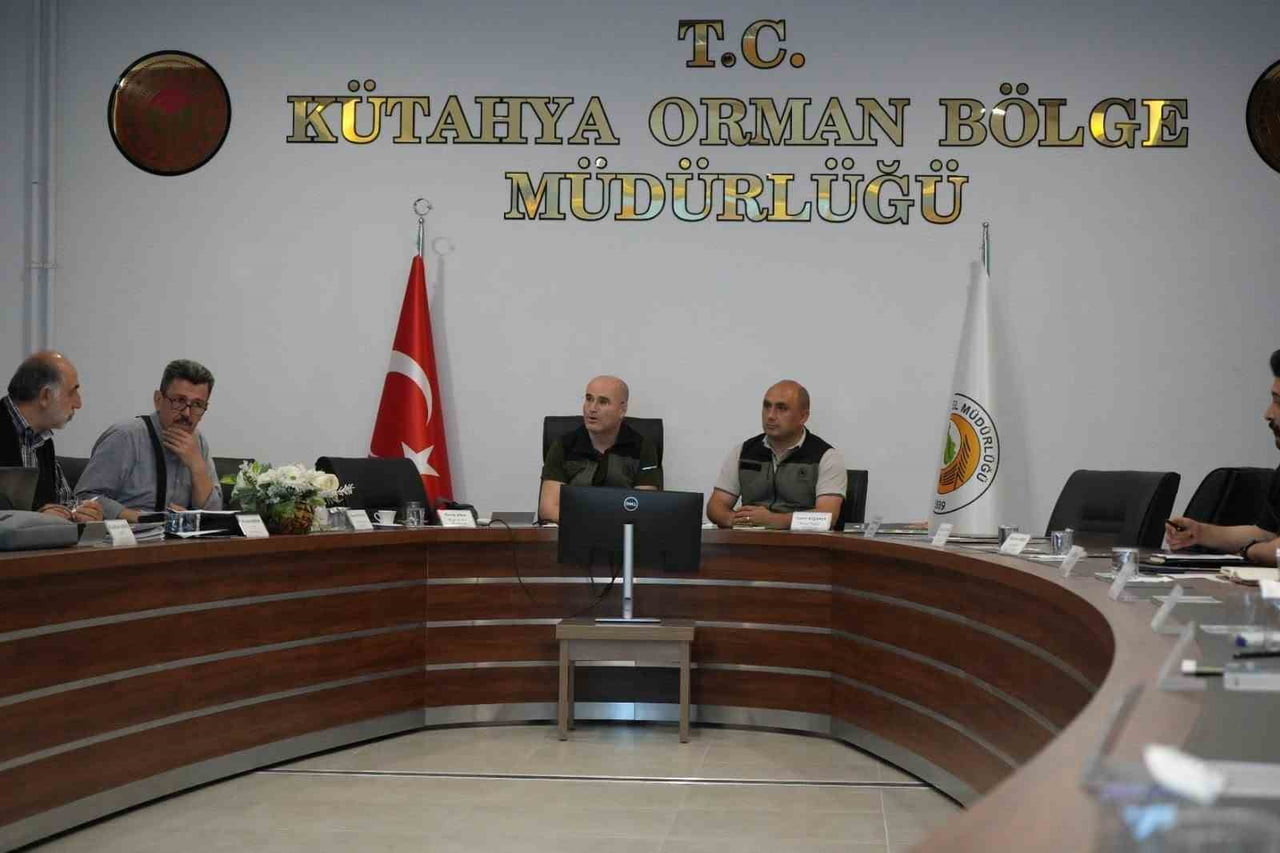 KÜTAHYA’DA BİYOLOJİK ÇEŞİTLİLİK PLANI VE EKOSİSTEM HİZMETLERİ RAPORLARINA YÖNELİK BAŞLANGIÇ...