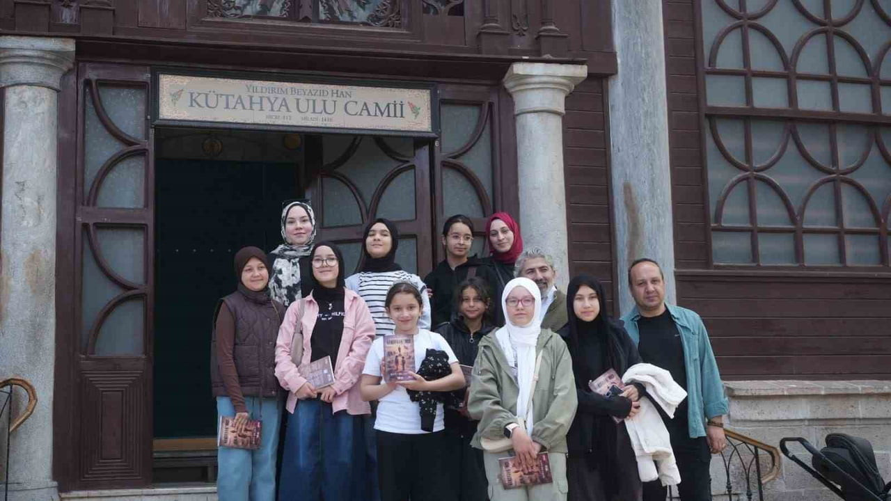 KÜTAHYA’DA ÇOCUKLAR VAKIF KÜLTÜRÜNÜ TARİHİ MEKÂNLARDA ÖĞRENDİ